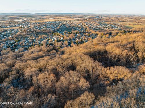  E Paxinosa Road, Easton, PA, 18040 | Card Image