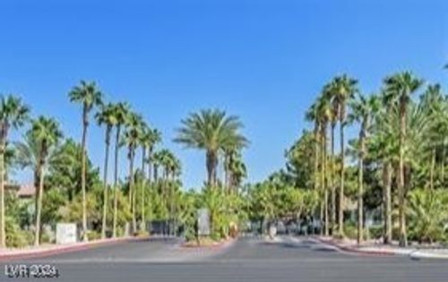 2200-9000 Las Vegas Boulevard, Las Vegas, NV, 89123 | Card Image