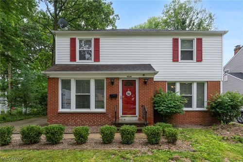 19230 Scottsdale Blvd, Shaker Heights, OH, 44122-6418 | Card Image