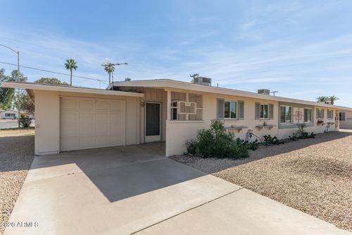10801 W Windsor Dr, Sun City, AZ, 85351-3335 | Card Image