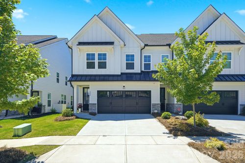 6008 Corbin Woods Ct, Charlotte, NC, 28226-1027 | Card Image