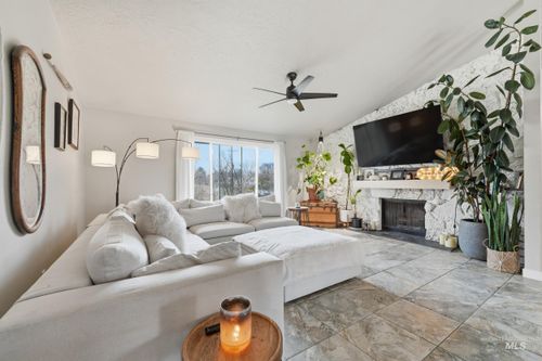 2994 S Ithaca Ave, Boise, ID, 83709-3311 | Card Image