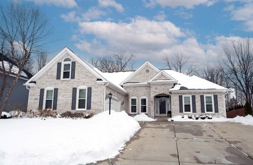 10986 Cumberland Rd, Fishers, IN, 46037-9594 | Card Image