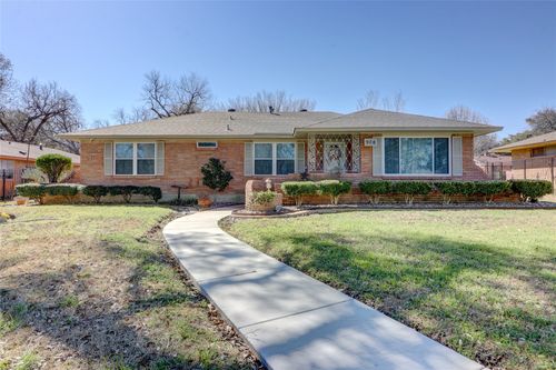 908 Brook Valley Ln, Dallas, TX, 75232-1626 | Card Image