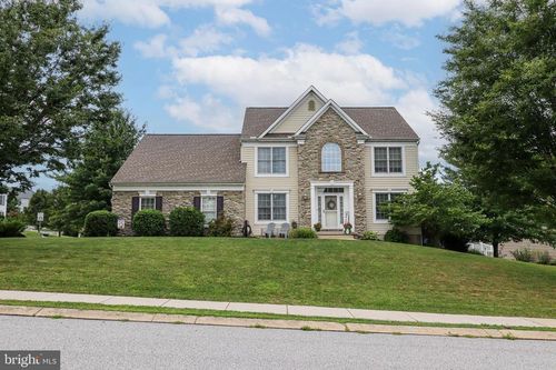 115 Angela Ln, York, PA, 17402-8558 | Card Image