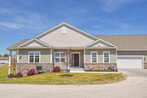 bldg-2-N112W14168 Wrenwood Pass, Germantown, WI, 53022-2710 | Card Image