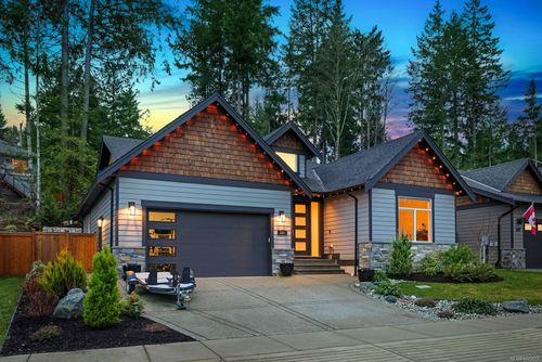 3221 Klanawa Cres, Courtenay, BC, V9N0H4 | Card Image