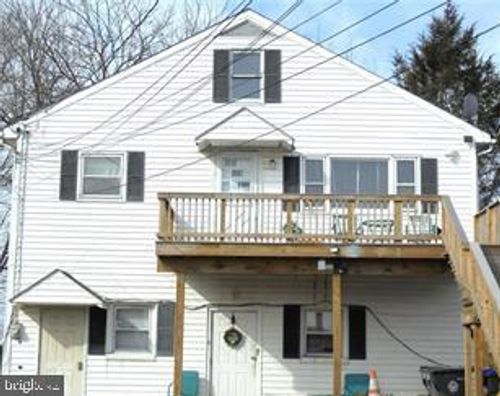 apt-2-1324 Marlow St, ALLENTOWN, PA, 18103-4293 | Card Image