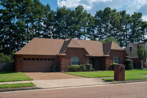6623 Mount Palomar Dr, Bartlett, TN, 38134-2833 | Card Image