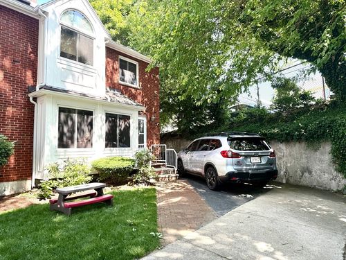 12-12 Cozy St, Watertown, MA, 02472-3737 | Card Image