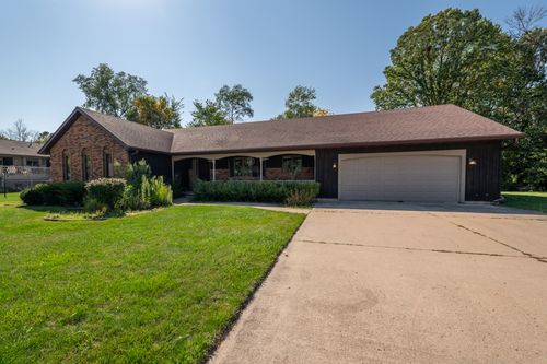 1236 Meadowview Dr, MENASHA, WI, 54952-2184 | Card Image