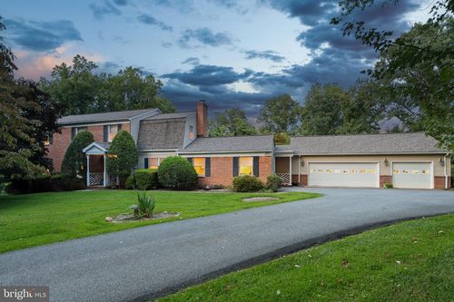 a-5A Dellwood Ct, COCKEYSVILLE, MD, 21030-1427 | Card Image