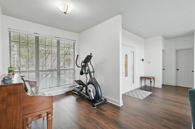 APT-8 - 211 Cimarron Trl, Condo with 2 bedrooms, 3 bathrooms and null parking in Irving TX | Image 7