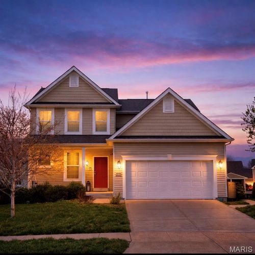 2353 Banon Dr, Saint Charles, MO, 63301-5024 | Card Image