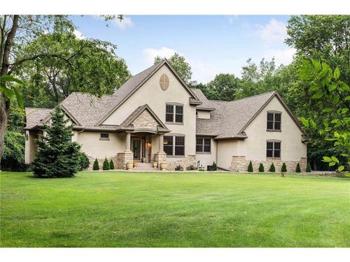 241 Starrwood, HUDSON, WI, 54016-7174 | Card Image