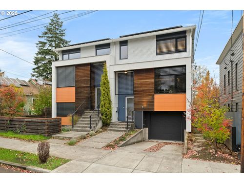 620 Ne 61st Pl, Portland, OR, 97213-4314 | Card Image