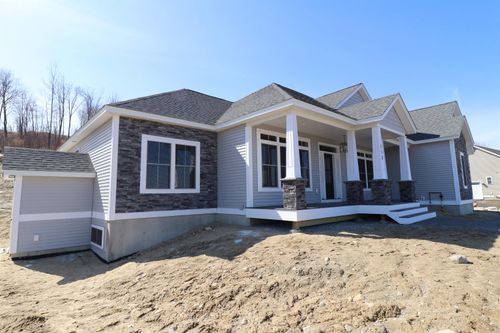 34-426 Grady Ln, Pembroke, NH, 03275-3273 | Card Image