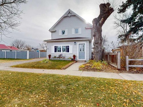 332 Grey St, Granum, AB, T0L1A0 | Card Image