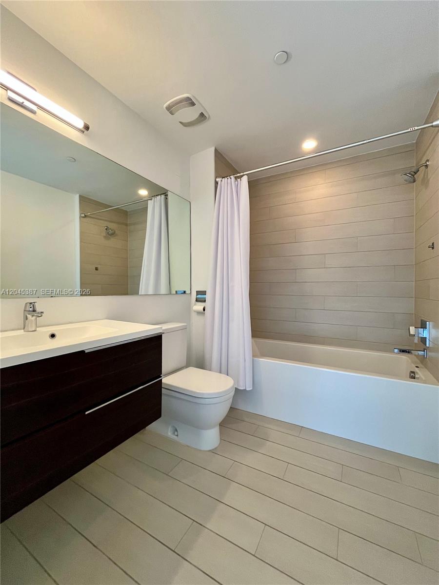 Residential Lease in Bay Harbor Islands 3