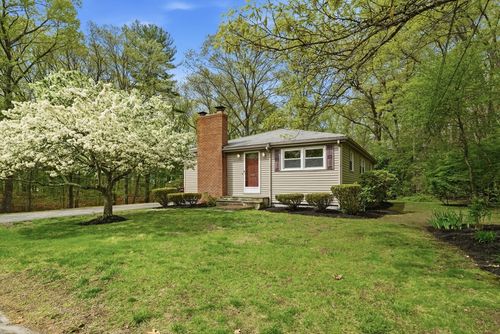 315 Central Ave, Dedham, MA, 02026-4839 | Card Image