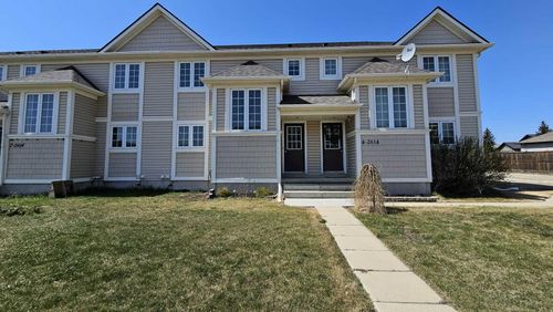 3-2614 11 Avenue, Wainwright, AB, T9W1W2 | Card Image