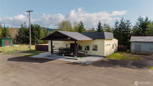 200400 Highway 101, Beaver, WA, 98305-9648 | Card Image