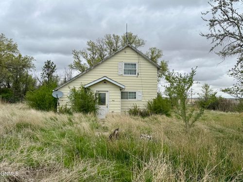50435059 145th Avenue Nw, Williston, ND, 58801 | Card Image