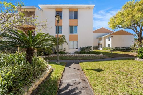 apt-304-9960 5th St N, ST PETERSBURG, FL, 33702-2200 | Card Image