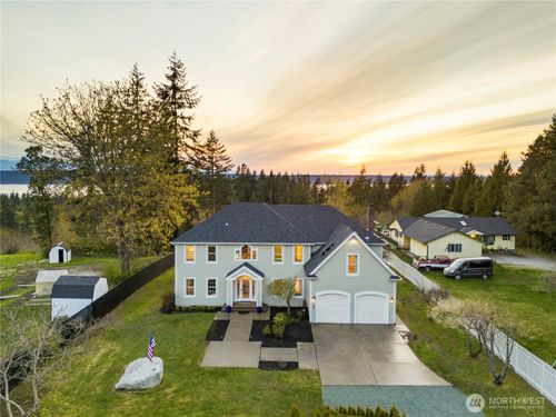 1242 Youngwood Rd, Camano Island, WA, 98282-7614 | Card Image