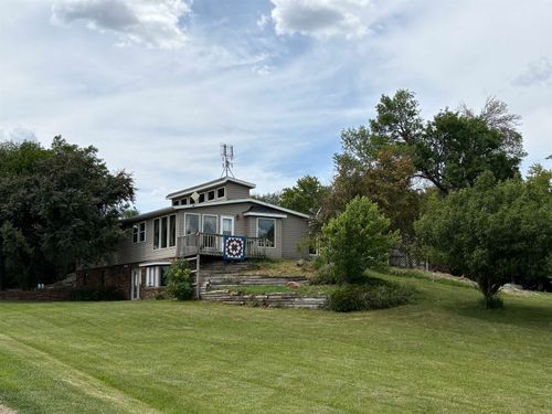 1335 100th Ave, Lake Park, IA, 51347-7092 | Card Image
