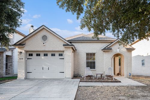 5214 Green Coral, San Antonio, TX, 78223-4544 | Card Image