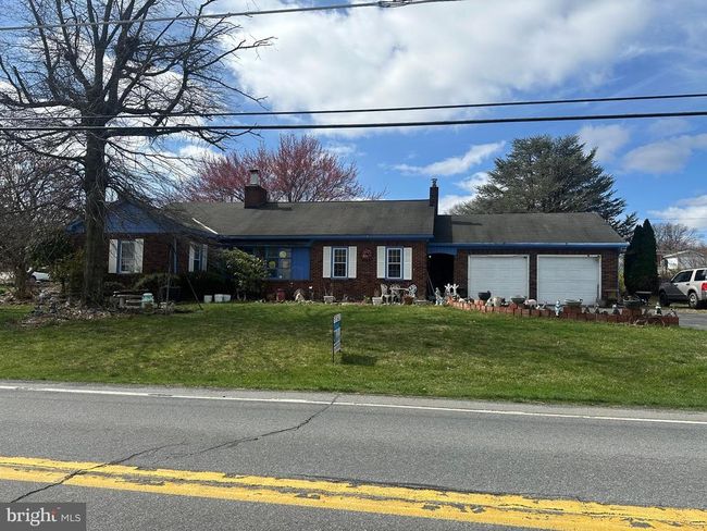 1190 State St, House other with 4 bedrooms, 2 bathrooms and null parking in MERTZTOWN PA | Image 13