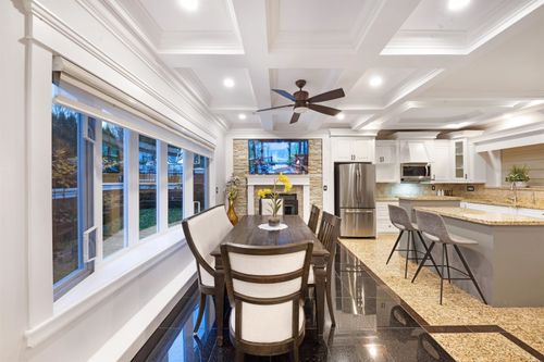 7888 Nanaimo St, Vancouver, BC, V5P4M9 | Card Image