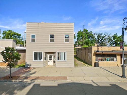 1030 Main Street, Union Grove, WI, 53182 | Card Image