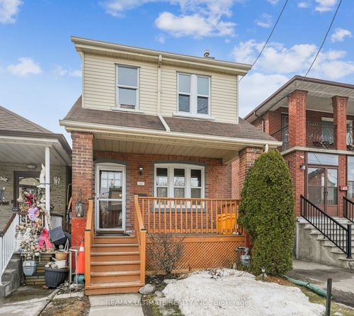 101 Rogers Road, York, ON, M6E1P4 | Card Image