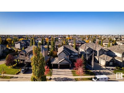 5052 Mcluhan Rd Nw, House other with 4 bedrooms, 3 bathrooms and 6 parking in Edmonton AB | Image 2