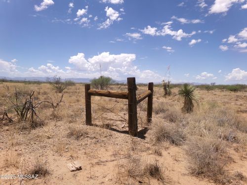 65-TBD S Covered Wagon, Willcox, AZ, 85643 | Card Image