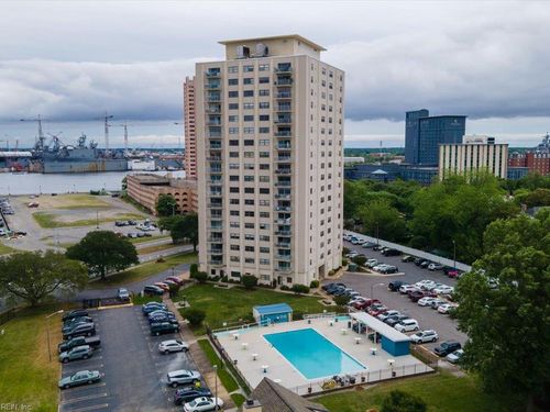 1805-1 Crawford Pkwy, Portsmouth, VA, 23704-2613 | Card Image