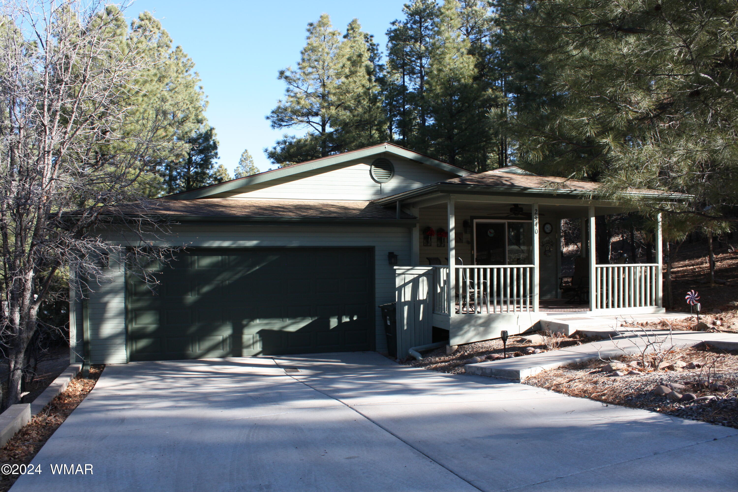 Hacienda Way, Show Low, AZ 85901