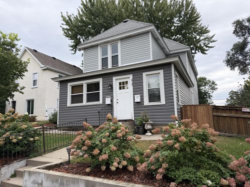615 Taylor St Ne, Minneapolis, MN, 55413-2423 | Card Image
