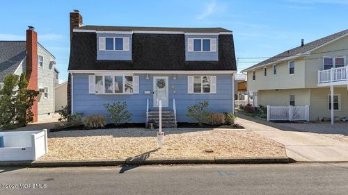 274 S 1st Street, Surf City, NJ, 08008 | Card Image
