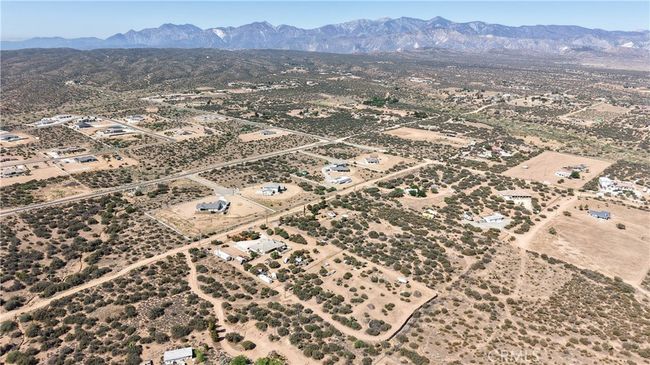 9098 Rattlesnake Rd, House other with 5 bedrooms, 3 bathrooms and 3 parking in Phelan CA | Image 48