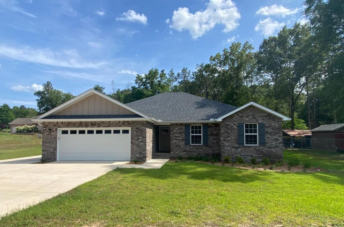 Silverhill Rd, Crestview, FL 32536