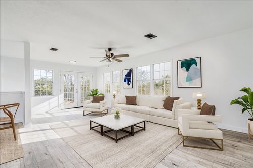 8204 Williamson Creek Dr, Austin, TX, 78736-7979 | Card Image