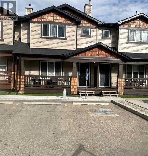 102 Panatella Park Nw, Calgary, AB, T3K6K4 | Card Image