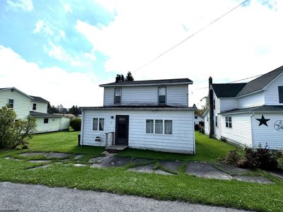 261 Kent Avenue, House other with 4 bedrooms, 2 bathrooms and null parking in Davis WV | Image 1