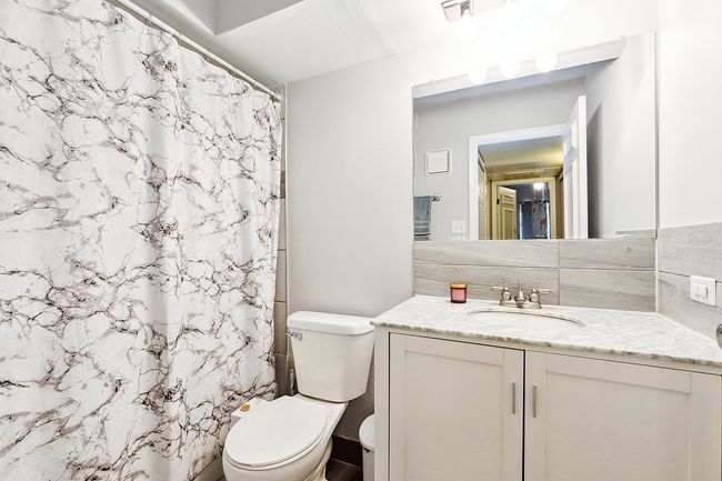 1202 - 5235 James Ln, Condo with 2 bedrooms, 2 bathrooms and 2 parking in Crestwood IL | Image 12