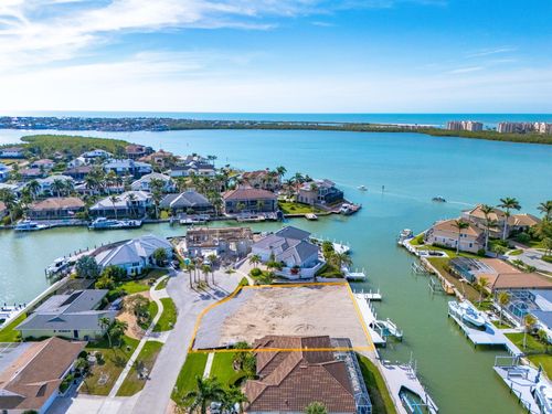 818 Elm Ct, Marco Island, FL, 34145-2109 | Card Image