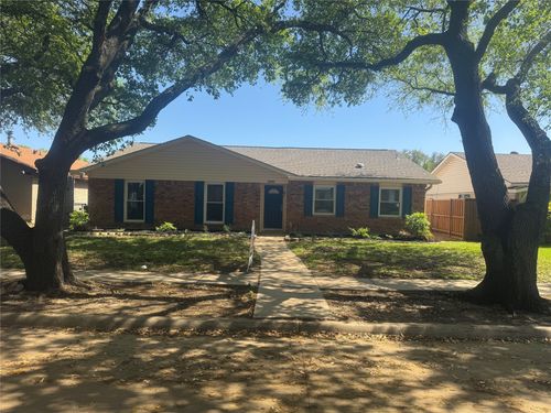 2718 Branch Oaks Dr, Garland, TX, 75043-6009 | Card Image