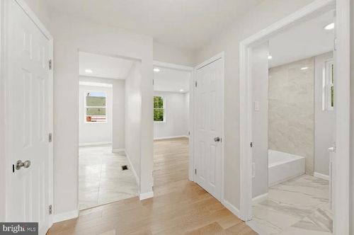 2-4354 Glendale St, Philadelphia, PA, 19124-4318 | Card Image